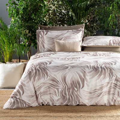 Parure Copripiumino In Raso Sauvage